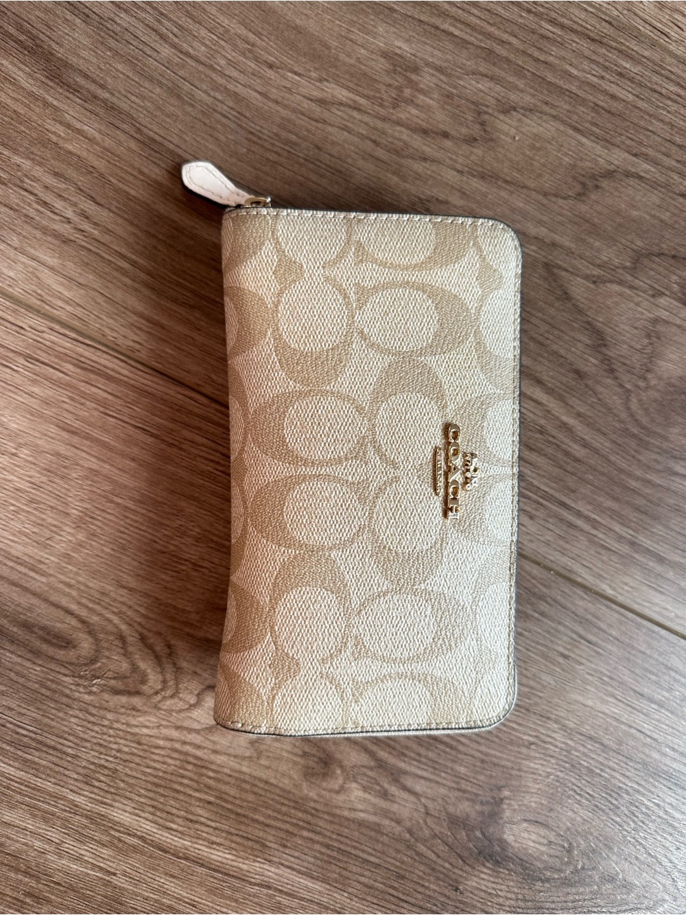 Coach Signature Zip Around Wallet Khaki Beige